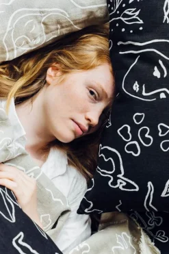 Saana ja Olli Onnenmaa cushion cover, 40 x 60 cm, black - white