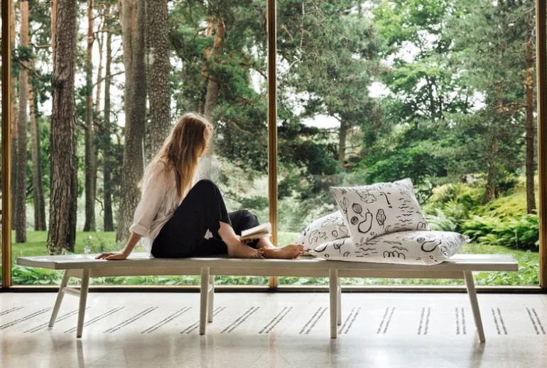 Saana ja Olli Onnenmaa cushion cover, 40 x 60 cm, white - black