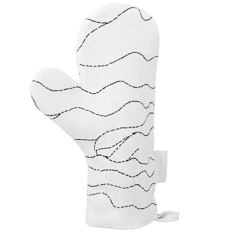 Saana ja Olli Rakkauden meri oven mitten, white - black