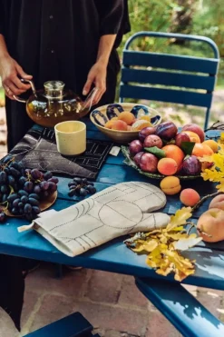 Saana ja Olli Unien talo oven mitten, beige