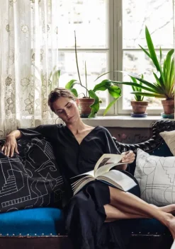 Saana ja Olli Unien talo cushion cover, 60 x 80 cm, black - white