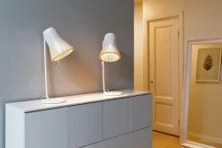 Secto Design Petite 4620 table lamp, white