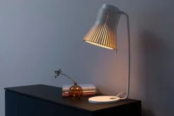 Secto Design Petite 4620 table lamp, white