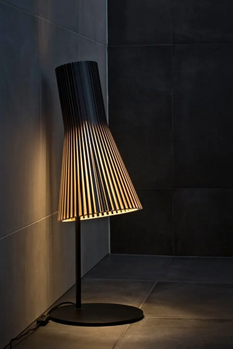 Secto Design Secto 4220 table lamp, black