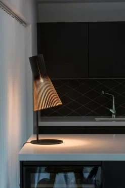 Secto Design Secto 4220 table lamp, black