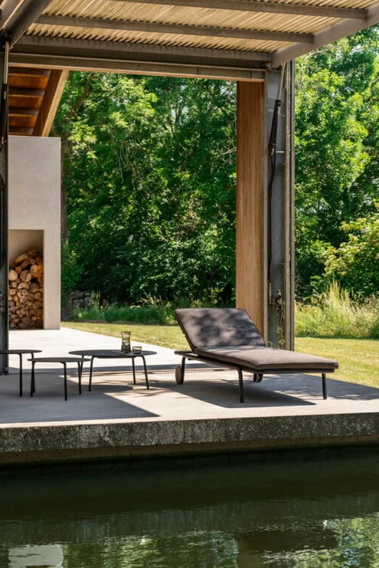 Serax August side table, 40 cm, black