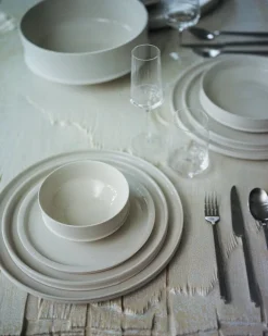 Serax Dune starter plate, S, 23 cm, alabaster