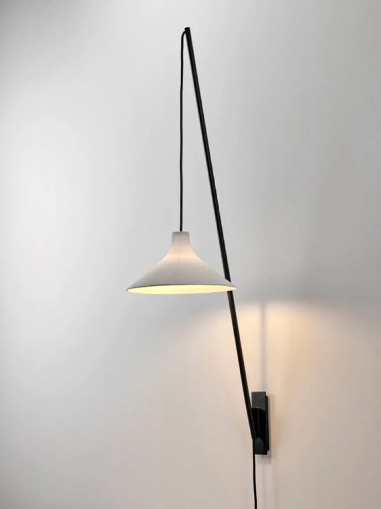 Serax Seam wall lamp, M, white