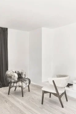 Sibast No 7 Lounge chair, fully upholstered, dark oiled oak - sheepskin