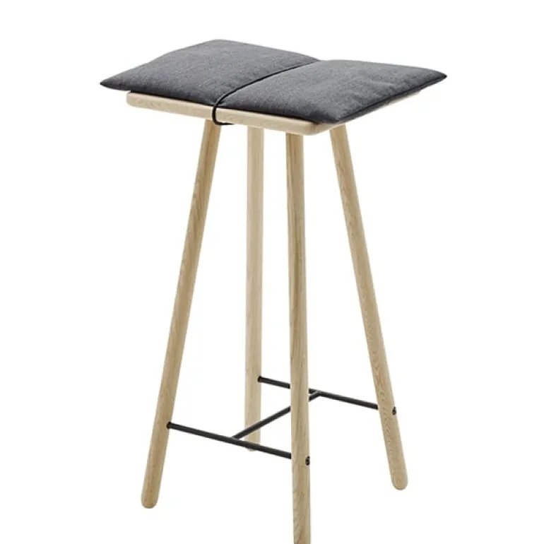 Skagerak Georg bar stool, low, oak