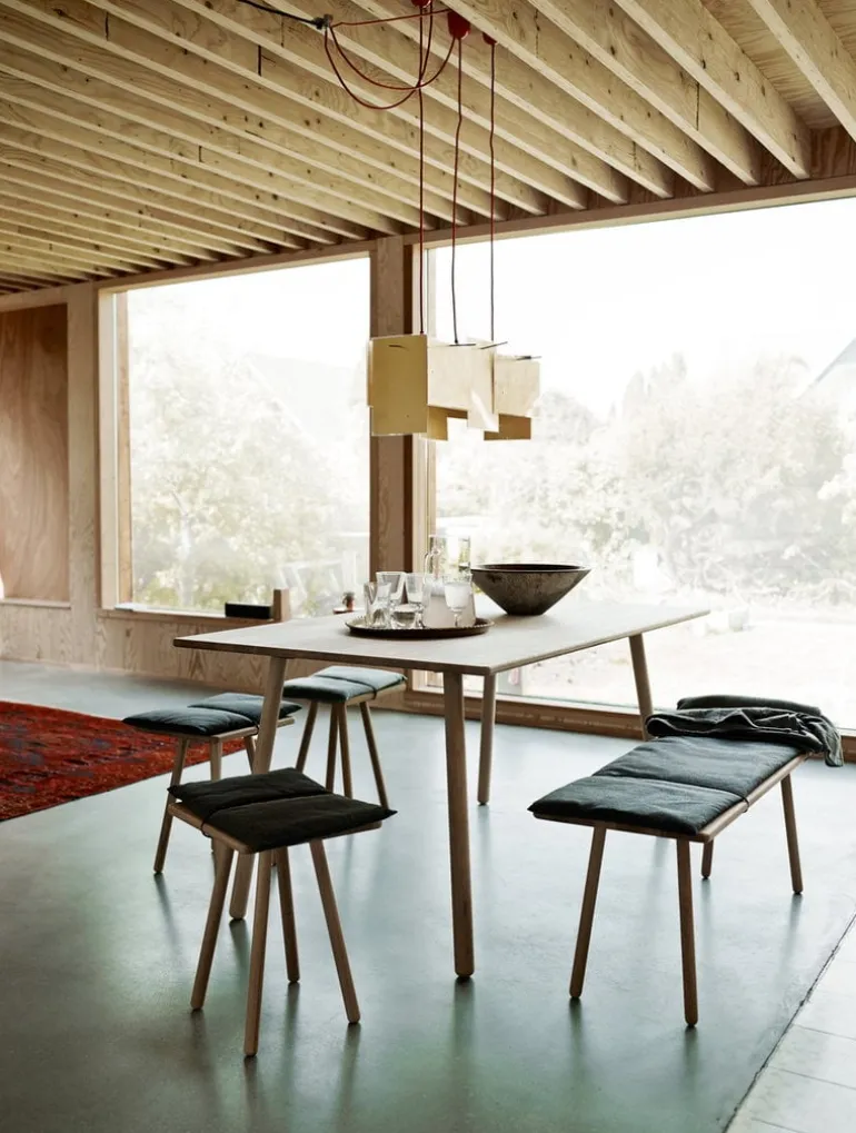 Skagerak Georg bench, oak