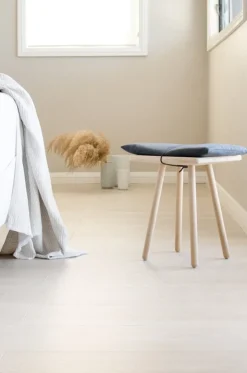 Skagerak Georg stool, oak