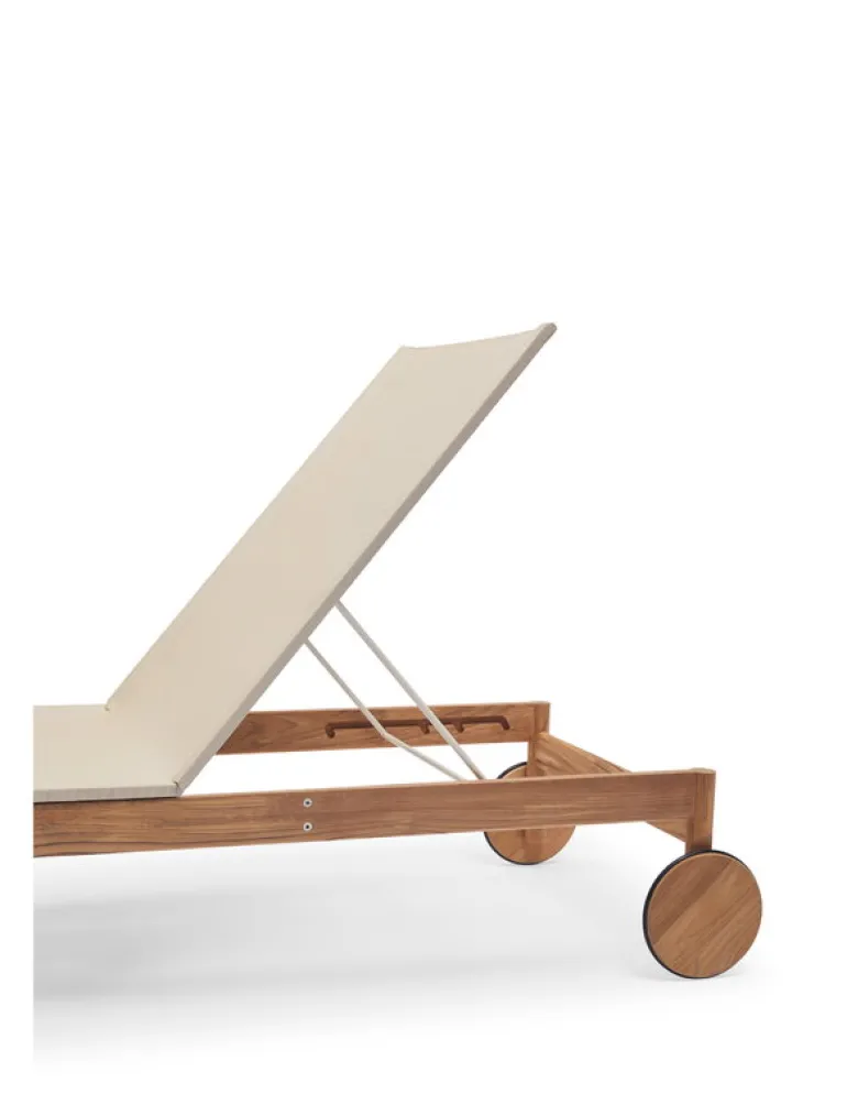 Skagerak Pelagus sunbed, sand