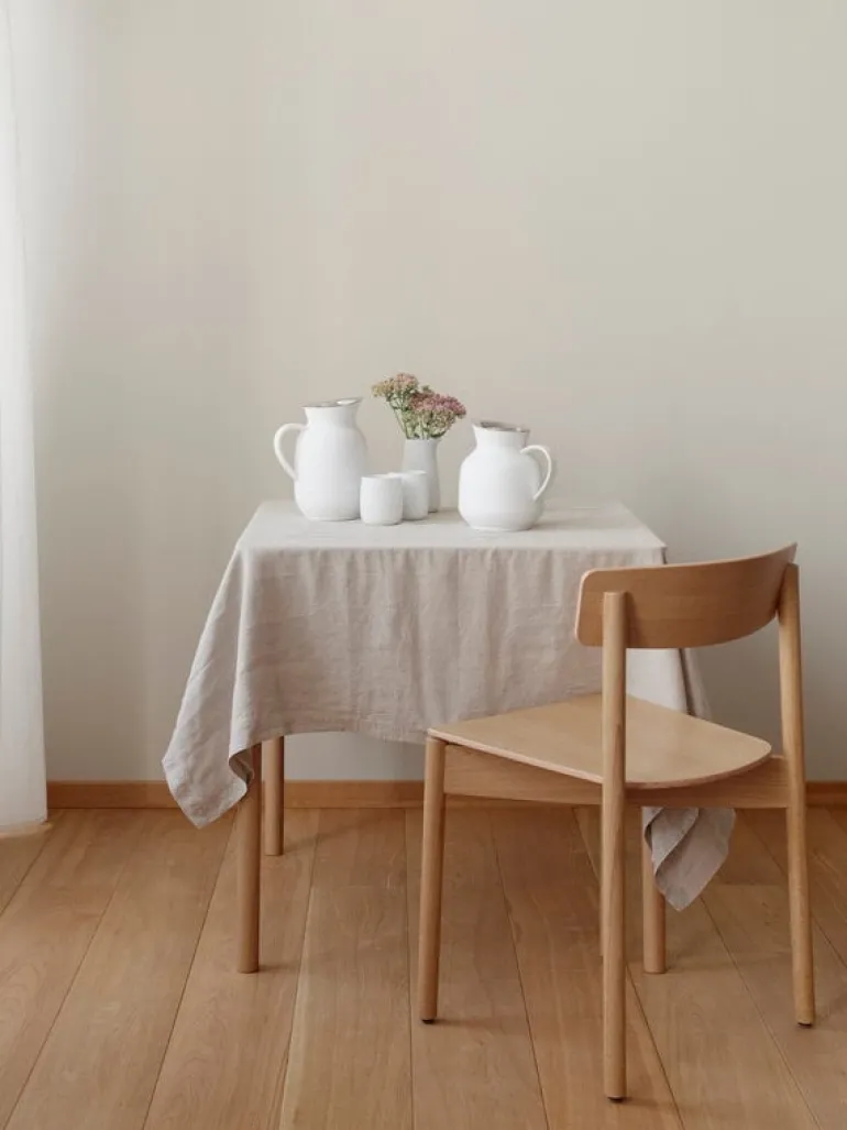 Stelton Amphora vacuum jug for tea, 1 L, soft white