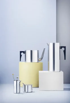 Stelton Arne Jacobsen tea pot