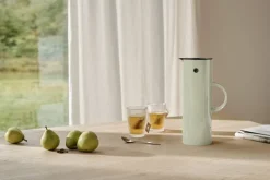 Stelton EM77 vacuum jug, 1 L, minty moss