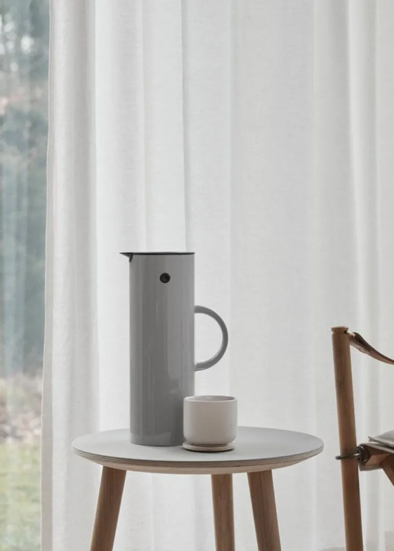 Stelton EM77 vacuum jug 1,0 L, light grey