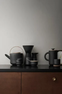 Stelton Theo tea cup with coaster, black