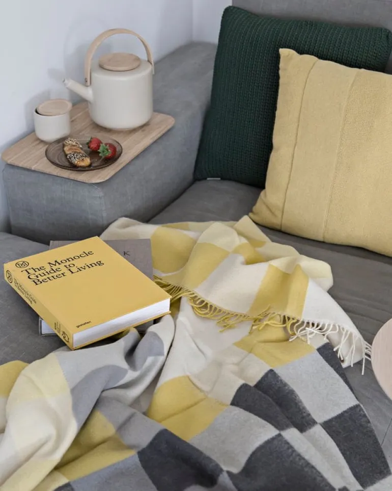 Stelton Theo teapot, sand