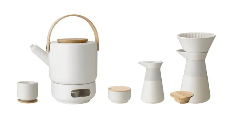 Stelton Theo teapot, sand