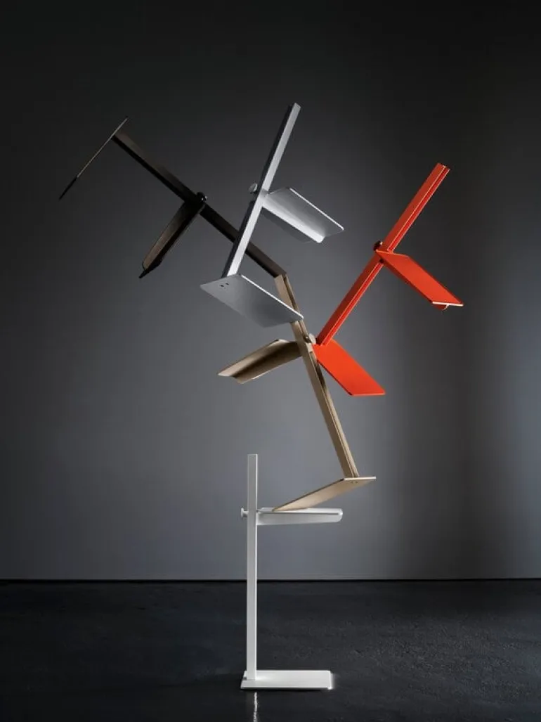 String Furniture Museum side table, aluminium