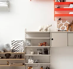 String Furniture String metal shelf 78 x 30 cm, low, beige