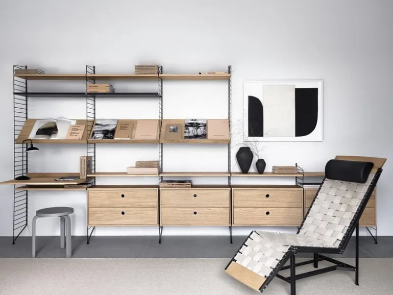 String Furniture String magazine shelf, 78 x 30 cm, oak