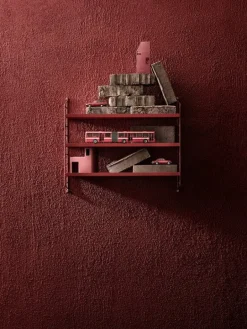 String Furniture String Pocket shelf, metal, Oxtorgsröd