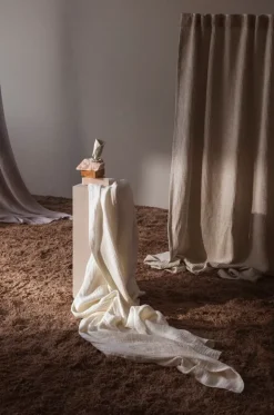 Tameko Dale table cloth, natural