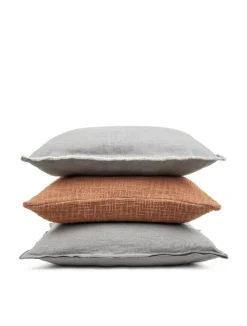 Tameko Tate cushion, rust