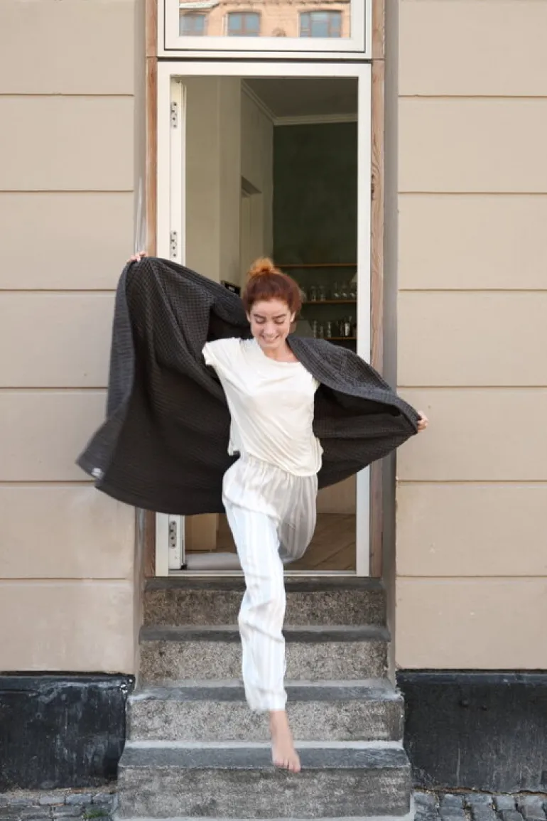 The Organic Company Big Waffle bathrobe, dark grey