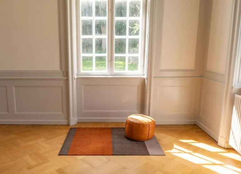 Tica Copenhagen Stripes horizontal rug, 90 x 130 cm, brown - terracotta