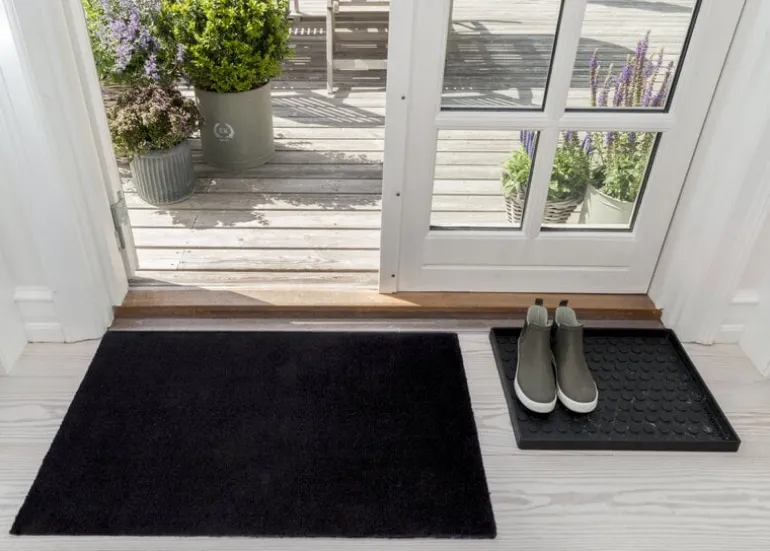 Tica Copenhagen Uni color rug, 60 x 90 cm, black