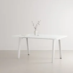 TIPTOE New Modern table 160 x 95 cm, recycled plastic - white