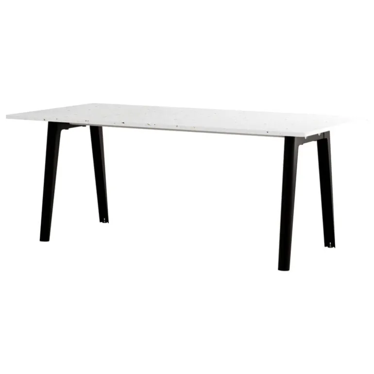TIPTOE New Modern table 190 x 95 cm, recycled plastic - graphite black