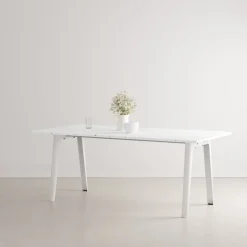 TIPTOE New Modern table 190 x 95 cm, recycled plastic - cloudy white