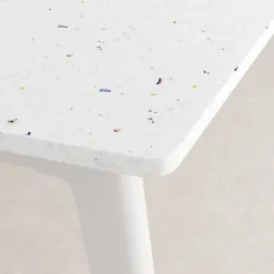 TIPTOE New Modern table 190 x 95 cm, recycled plastic - cloudy white