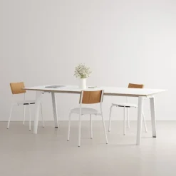 TIPTOE New Modern table 220 x 95 cm, white laminate - cloudy white