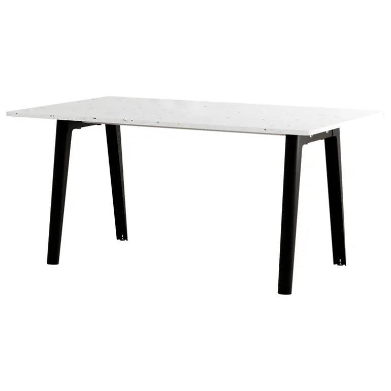 TIPTOE New Modern table 160 x 95 cm, recycled plastic - graphite black