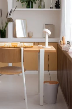 TIPTOE Nod table lamp, cloud white