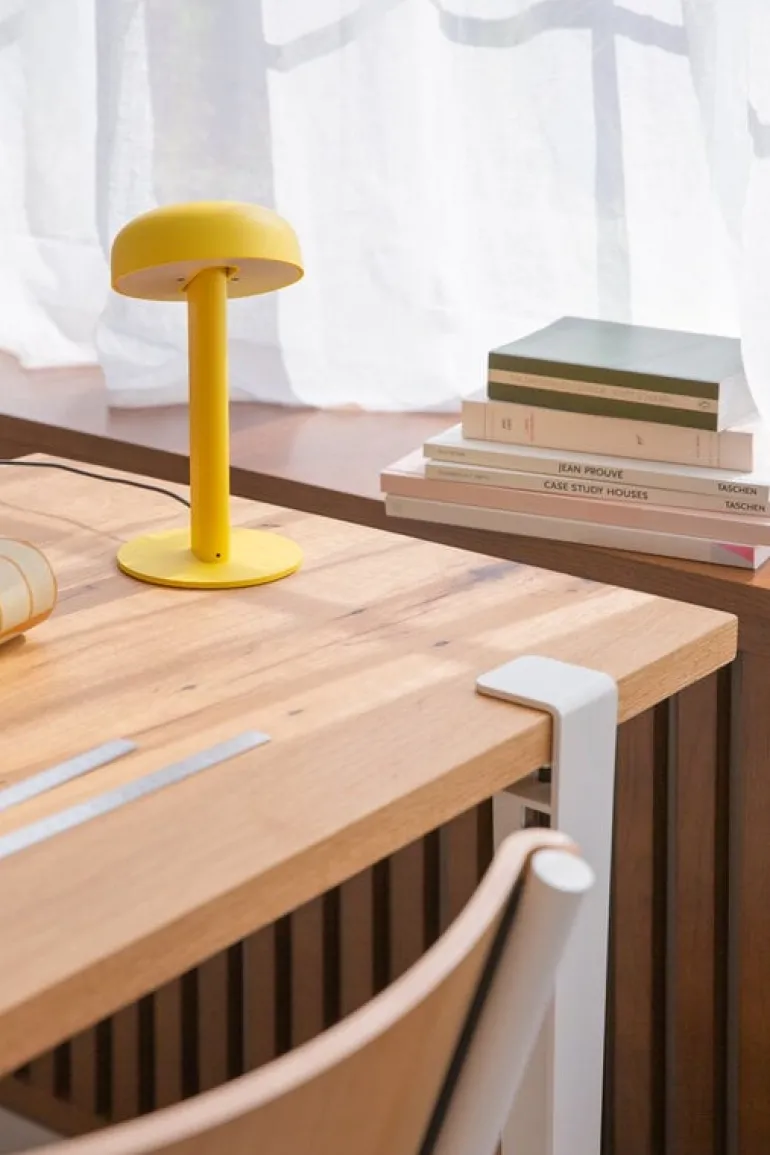 TIPTOE Nod table lamp, naples yellow