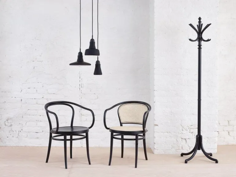 TON Armchair 30, black