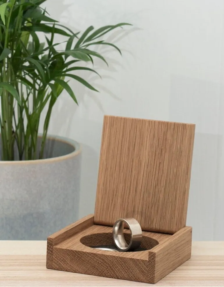 Tuulia Penttilä Brick jewelry box