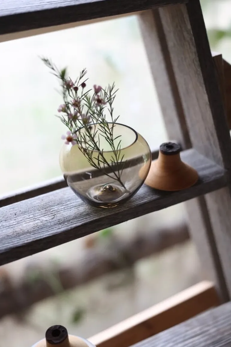 Utopia & Utility Apple stacking vessel, 16 x 12 cm, smoke