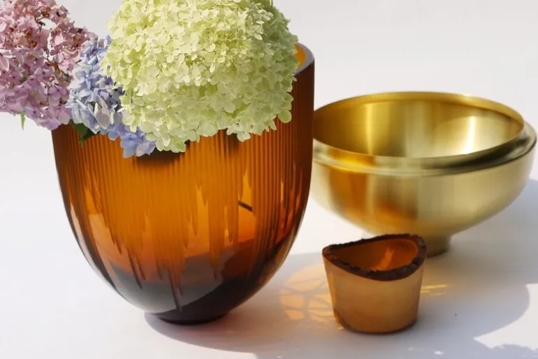 Utopia & Utility Ray stacking vessel, 55 x 30 cm, amber - brass