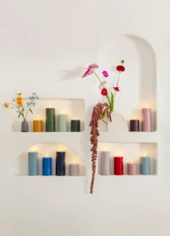 Uyuni Lighting LED pillar candle, 7,8 x 10 cm, rustic texture, pine green