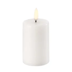 Uyuni Lighting LED pillar candle, 5 x 7,5 cm, nordic white