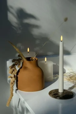 Uyuni Lighting LED pillar candle, 7,8 x 15 cm, rustic texture, vanilla