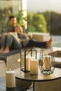 Uyuni Lighting Outdoor LED pillar candle, 10,1 x 17,8 cm, white