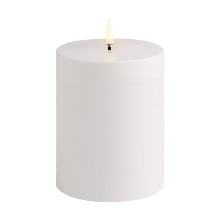 Uyuni Lighting Outdoor LED pillar candle, 10,1 x 12,8 cm, white